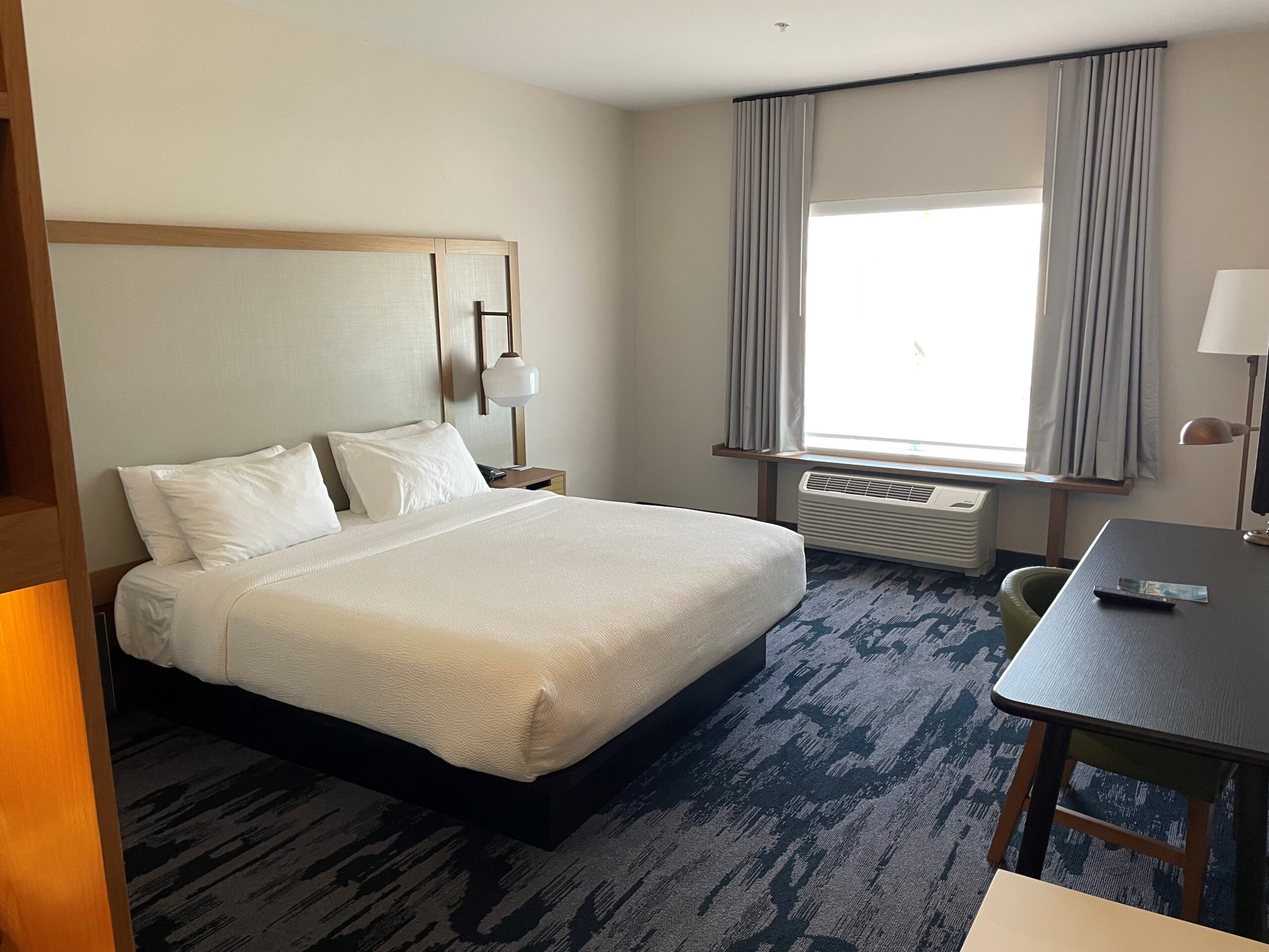 fairfield king room